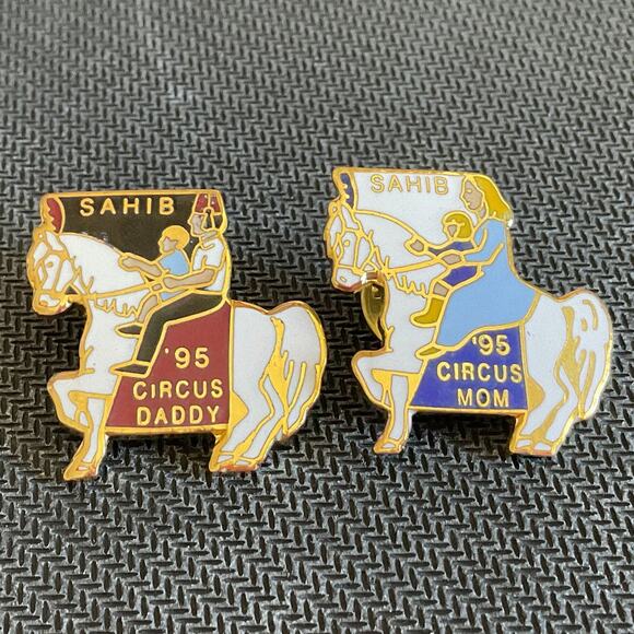 Sahib Shrine Circus Mom and Dad Pin 1995 Collectors Pins with Backs Great Cond. - Picture 1 of 6